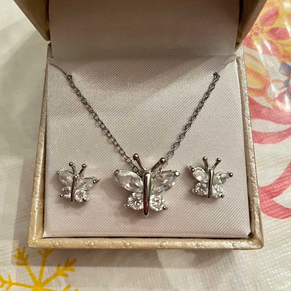 Butterfly Necklace & Earring Set